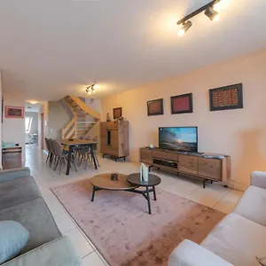 Meiboom Apartment